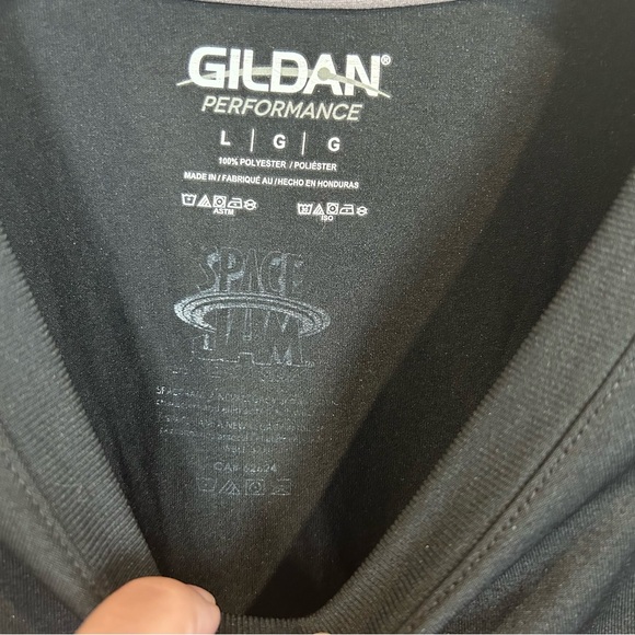 Gildan performance Space Jam tee shirt Bugs Bunny Basketball L Slam Dunk READ - Picture 2 of 6